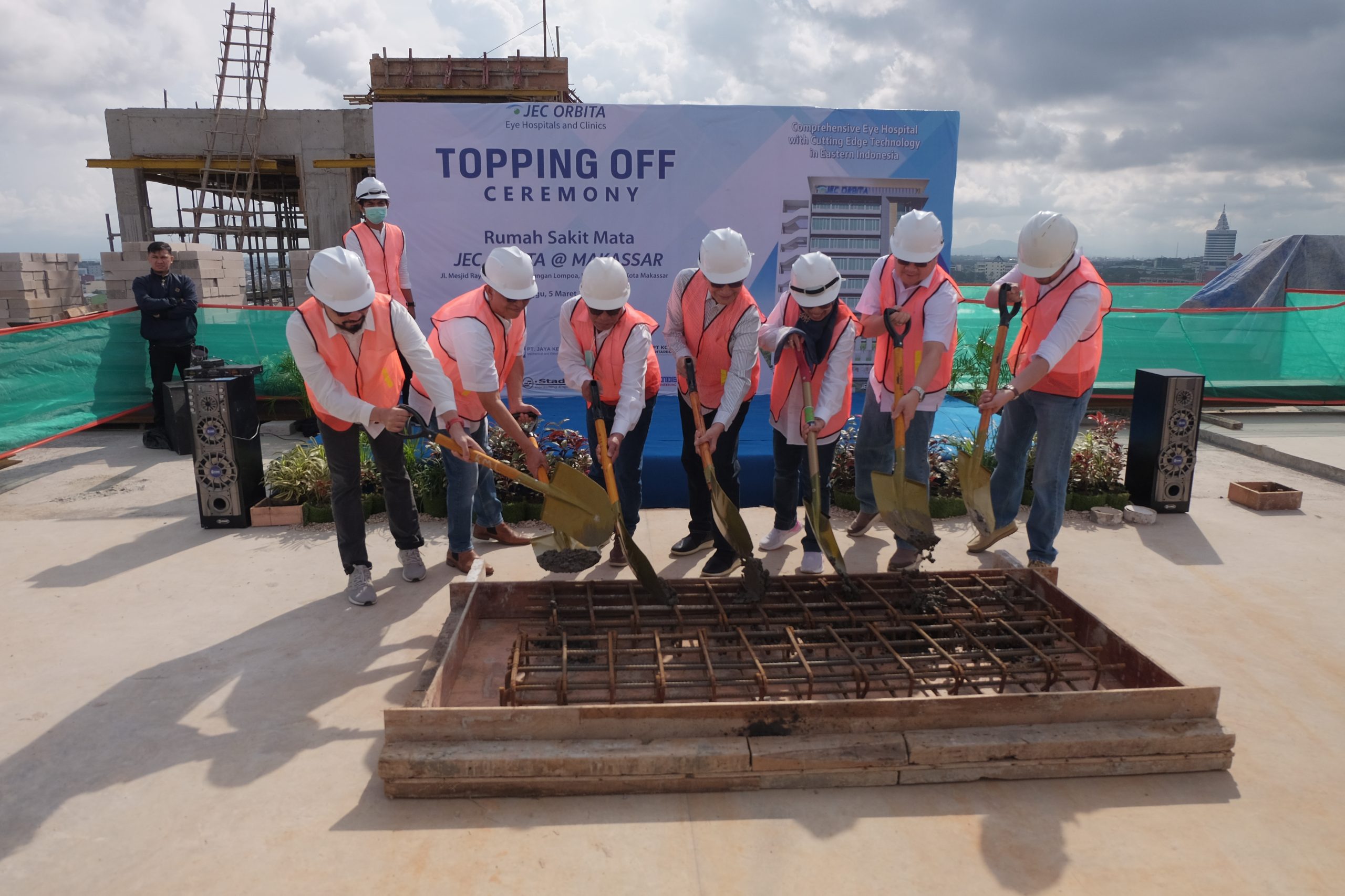 Topping Off Ceremony Rumah Sakit Mata JEC Orbita Makassar