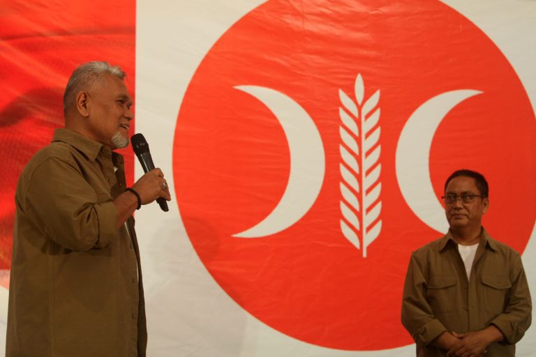 Amri Arsyid-Abdul Rahman Bando Deklarasi Calon Wali Kota dan Wakil Wali Kota Makassar