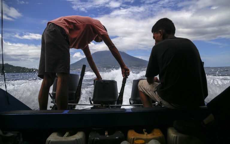 Kapal Cepat Jadi Transportasi Andalan Warga Antarpulau di Maluku Utara