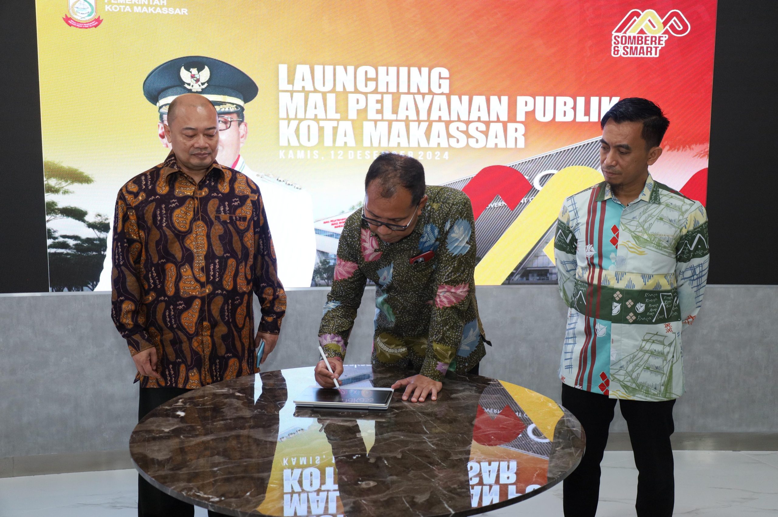 Menteri PAN-RB Resmikan Mal Pelayanan Publik ‘Sombere and Smart’ Kota Makassar