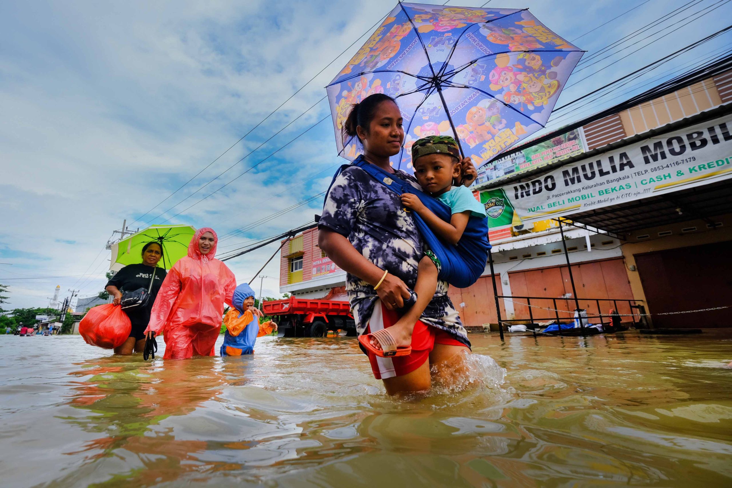 2.698 Warga Mengungsi Akibat Banjir di Makassar, 38 Titik Pengungsian Disiapkan