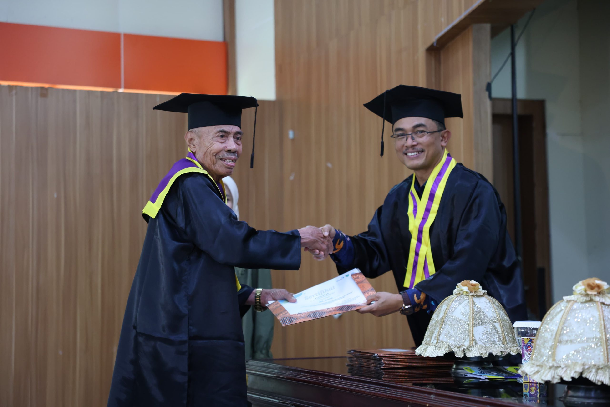 Dua Sekolah Lansia di Maros Diresmikan BKKBN Sulsel