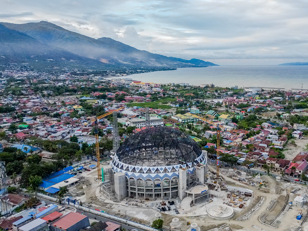 Proyek Rekonstruksi Masjid Raya Baitul Khairaat di Palu Segera Tuntas