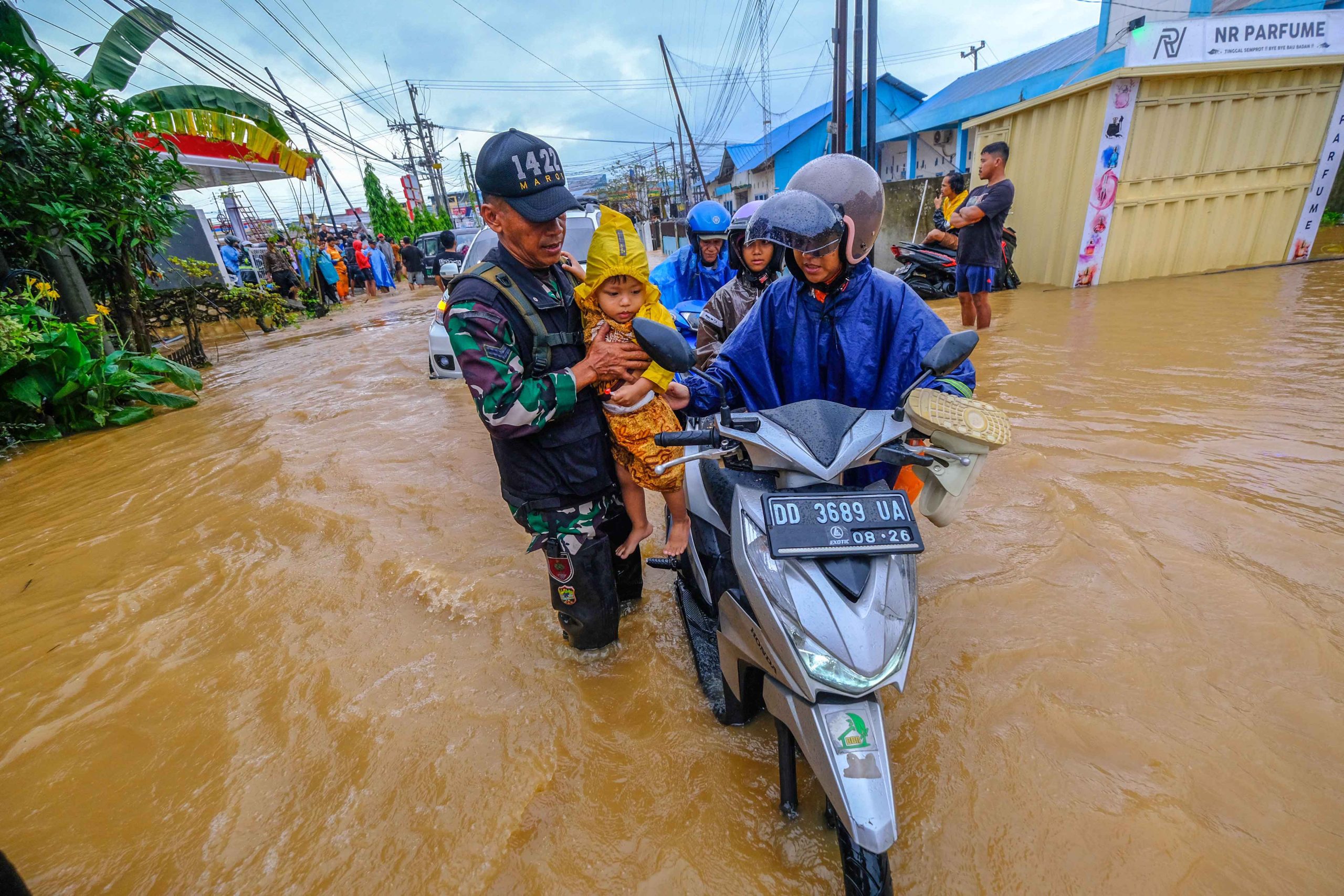 Intensitas Hujan Tinggi, Banjir Rendam Makassar dan Maros