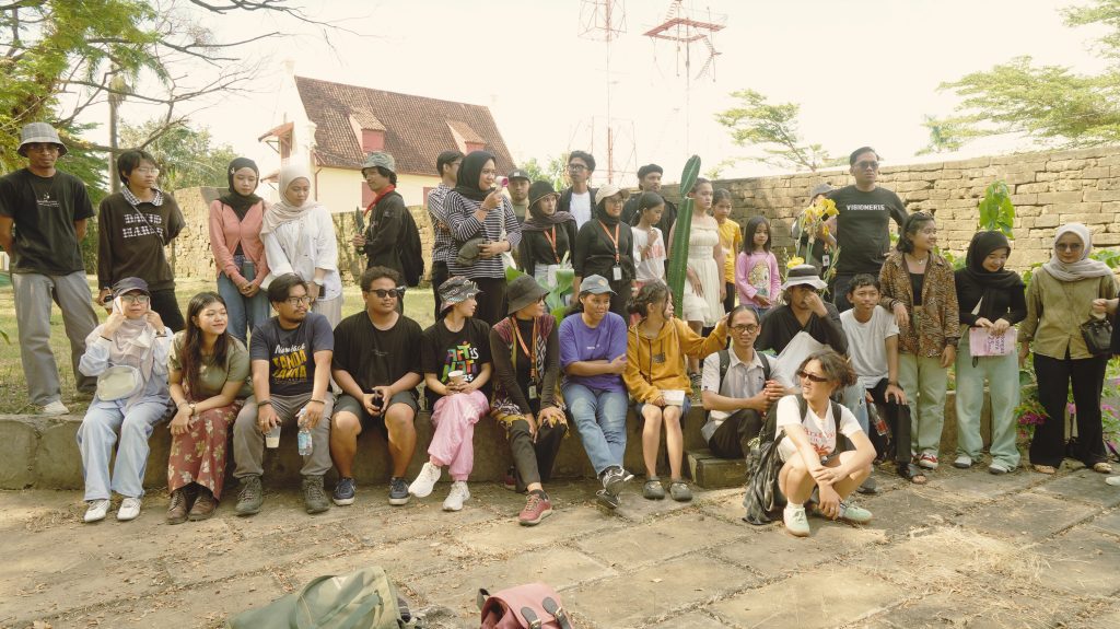 Kota yang Diperankan: Membaca Tubuh, Menembus Batas Ruang
