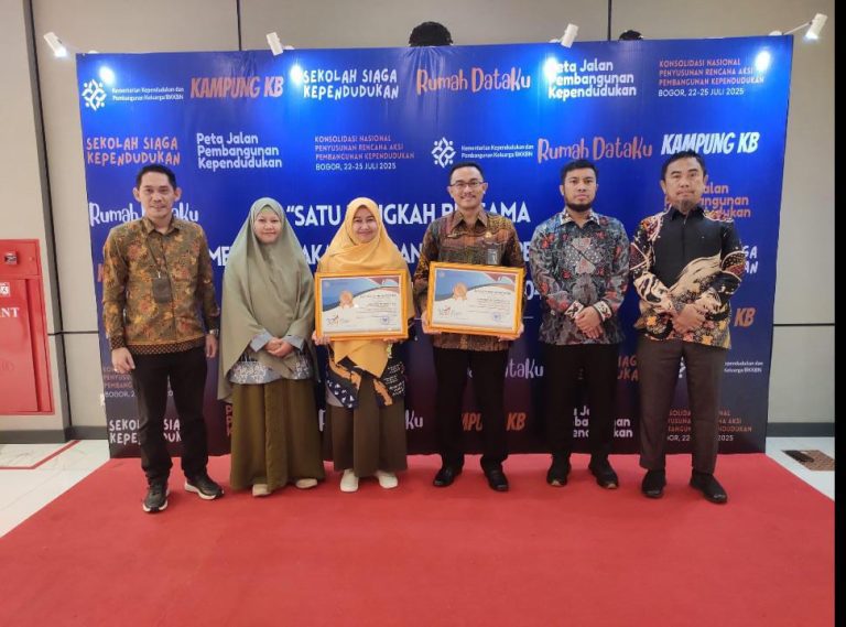 Kampung KB Manggala Raih Penghargaan Tingkat Nasional, Dihadiri Langsung oleh Perwakilan dari Makassar