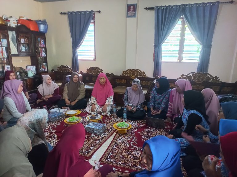 Pokja Kampung KB di Lakkang: Momen Evaluasi dan Silaturrahmi