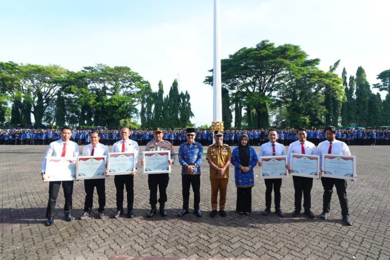 Gubernur Sulsel Beri Penghargaan 7 Anggota Polri Ungkap Kasus Penculikan Bilqis
